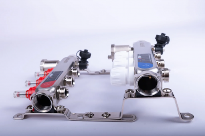 Коллекторная группа из нержавеющей стали FDV 1", 3х3/4"ЕК с расходомерами S1103C-2/3